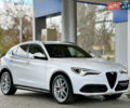Білий Альфа Ромео Стелвіо, об'ємом двигуна 2 л та пробігом 110 тис. км за 18999 $, фото 2 на Automoto.ua