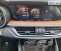 Білий Альфа Ромео Стелвіо, об'ємом двигуна 2 л та пробігом 92 тис. км за 23200 $, фото 38 на Automoto.ua