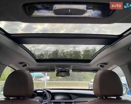 Білий Альфа Ромео Стелвіо, об'ємом двигуна 2 л та пробігом 99 тис. км за 21000 $, фото 24 на Automoto.ua