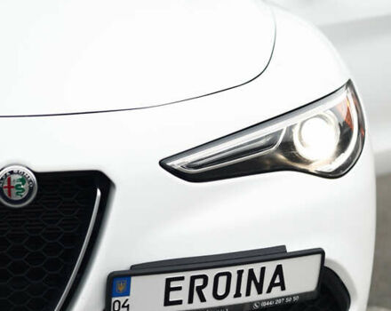 Белый Альфа Ромео Стелвио, объемом двигателя 2 л и пробегом 54 тыс. км за 30000 $, фото 21 на Automoto.ua