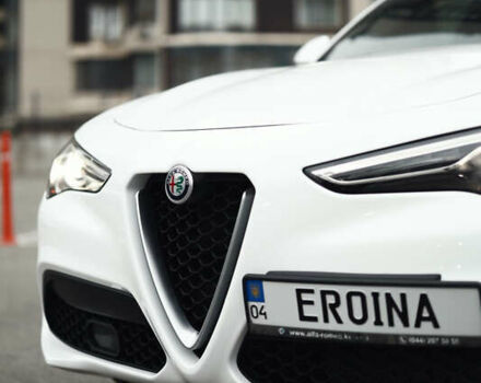 Белый Альфа Ромео Стелвио, объемом двигателя 2 л и пробегом 54 тыс. км за 30000 $, фото 19 на Automoto.ua