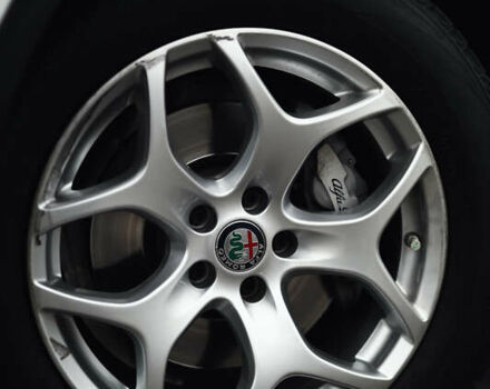 Белый Альфа Ромео Стелвио, объемом двигателя 2 л и пробегом 54 тыс. км за 30000 $, фото 25 на Automoto.ua