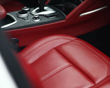 Белый Альфа Ромео Стелвио, объемом двигателя 2 л и пробегом 54 тыс. км за 30000 $, фото 17 на Automoto.ua