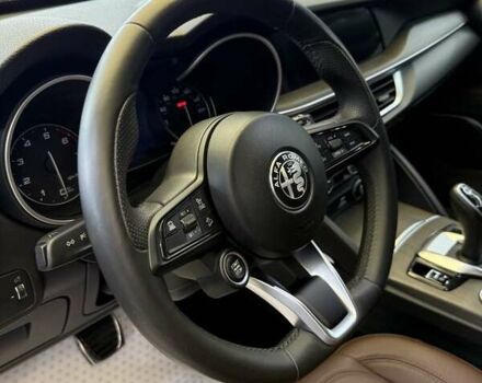 Белый Альфа Ромео Стелвио, объемом двигателя 2 л и пробегом 59 тыс. км за 27500 $, фото 20 на Automoto.ua