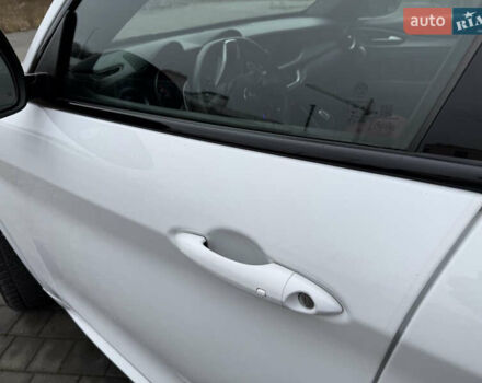 Белый Альфа Ромео Стелвио, объемом двигателя 2 л и пробегом 49 тыс. км за 42000 $, фото 16 на Automoto.ua