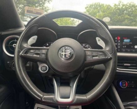 Білий Альфа Ромео Стелвіо, об'ємом двигуна 2 л та пробігом 45 тис. км за 15600 $, фото 10 на Automoto.ua