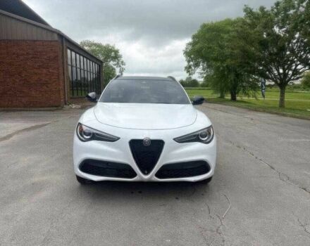 Білий Альфа Ромео Стелвіо, об'ємом двигуна 2 л та пробігом 45 тис. км за 15600 $, фото 1 на Automoto.ua