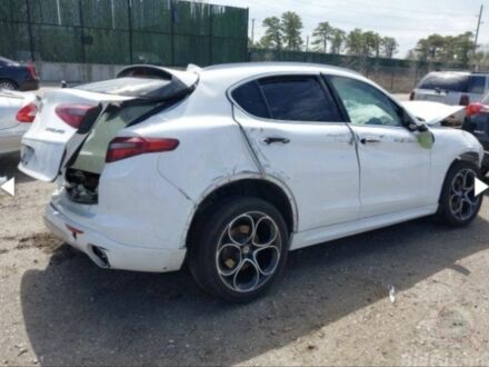 Білий Альфа Ромео Стелвіо, об'ємом двигуна 0 л та пробігом 46 тис. км за 7500 $, фото 1 на Automoto.ua