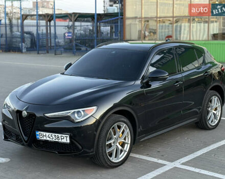 Чорний Альфа Ромео Стелвіо, об'ємом двигуна 2 л та пробігом 67 тис. км за 18500 $, фото 38 на Automoto.ua