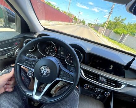 Чорний Альфа Ромео Стелвіо, об'ємом двигуна 2 л та пробігом 218 тис. км за 13450 $, фото 6 на Automoto.ua