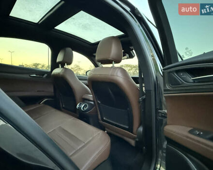 Чорний Альфа Ромео Стелвіо, об'ємом двигуна 2 л та пробігом 67 тис. км за 18500 $, фото 20 на Automoto.ua