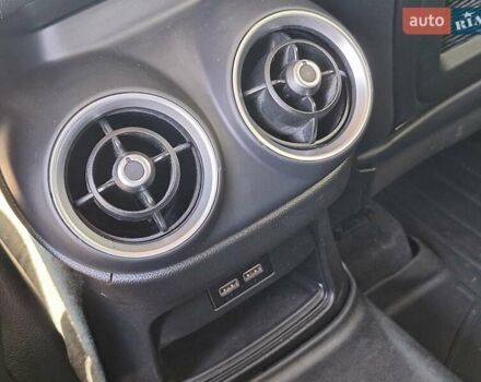 Черный Альфа Ромео Стелвио, объемом двигателя 2 л и пробегом 92 тыс. км за 23000 $, фото 22 на Automoto.ua