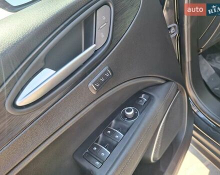 Черный Альфа Ромео Стелвио, объемом двигателя 2 л и пробегом 92 тыс. км за 23000 $, фото 16 на Automoto.ua