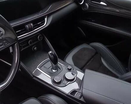 Черный Альфа Ромео Стелвио, объемом двигателя 2.89 л и пробегом 96 тыс. км за 35550 $, фото 25 на Automoto.ua