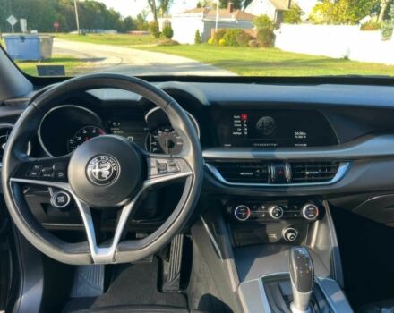 Чорний Альфа Ромео Стелвіо, об'ємом двигуна 2 л та пробігом 35 тис. км за 11500 $, фото 9 на Automoto.ua