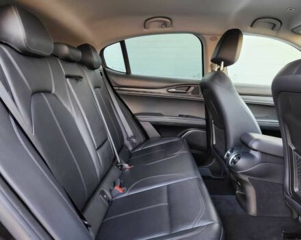 Черный Альфа Ромео Стелвио, объемом двигателя 2 л и пробегом 46 тыс. км за 5600 $, фото 10 на Automoto.ua