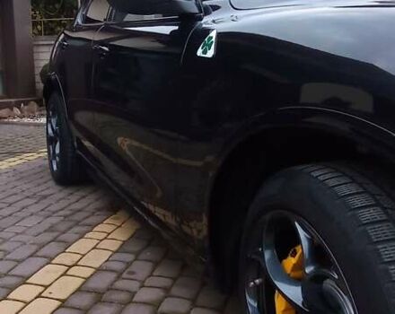 Черный Альфа Ромео Стелвио, объемом двигателя 2.89 л и пробегом 96 тыс. км за 35550 $, фото 20 на Automoto.ua