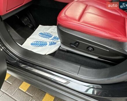 Чорний Альфа Ромео Стелвіо, об'ємом двигуна 2 л та пробігом 124 тис. км за 19400 $, фото 21 на Automoto.ua