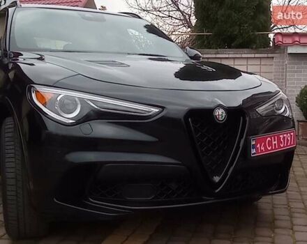 Черный Альфа Ромео Стелвио, объемом двигателя 2.89 л и пробегом 96 тыс. км за 35550 $, фото 4 на Automoto.ua