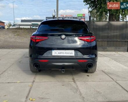 Альфа Ромео Стелвио 2019 в Киеве на Automoto.ua Черный Альфа Ромео Стелвио, объемом двигателя 2 л и пробегом 129 тыс. км за 24990 $, фото 5 на Automoto.ua