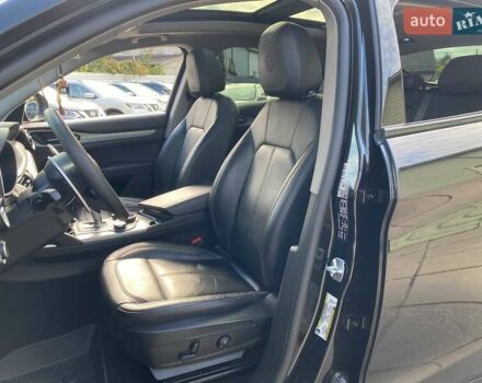 Альфа Ромео Стелвио 2019 в Киеве на Automoto.ua Черный Альфа Ромео Стелвио, объемом двигателя 2 л и пробегом 129 тыс. км за 24990 $, фото 8 на Automoto.ua