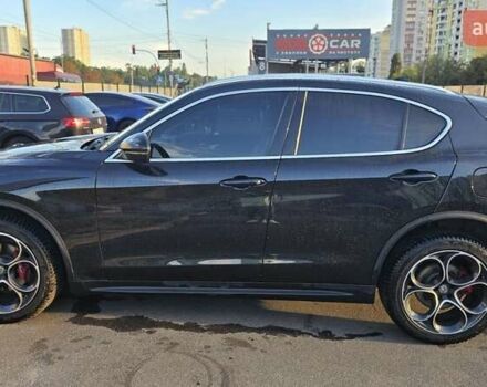 Черный Альфа Ромео Стелвио, объемом двигателя 2 л и пробегом 89 тыс. км за 25900 $, фото 8 на Automoto.ua