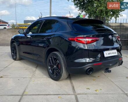 Альфа Ромео Стелвио 2019 в Киеве на Automoto.ua Черный Альфа Ромео Стелвио, объемом двигателя 2 л и пробегом 129 тыс. км за 24990 $, фото 4 на Automoto.ua