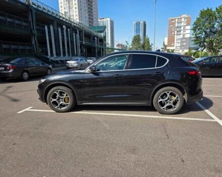 Черный Альфа Ромео Стелвио, объемом двигателя 2 л и пробегом 89 тыс. км за 14600 $, фото 2 на Automoto.ua