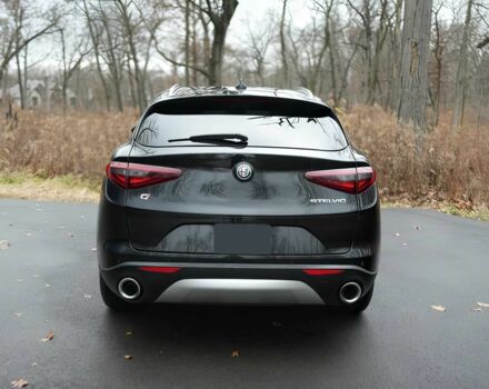Чорний Альфа Ромео Стелвіо, об'ємом двигуна 2 л та пробігом 42 тис. км за 9900 $, фото 5 на Automoto.ua