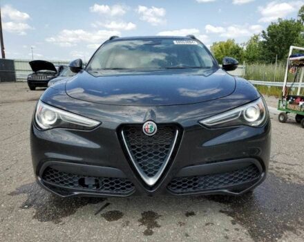 Чорний Альфа Ромео Стелвіо, об'ємом двигуна 2 л та пробігом 61 тис. км за 8600 $, фото 4 на Automoto.ua
