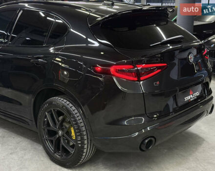 Альфа Ромео Стелвио 2020 в Одессе на Automoto.ua Черный Альфа Ромео Стелвио, объемом двигателя 2 л и пробегом 81 тыс. км за 27900 $, фото 11 на Automoto.ua