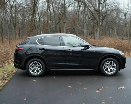 Чорний Альфа Ромео Стелвіо, об'ємом двигуна 2 л та пробігом 42 тис. км за 9900 $, фото 7 на Automoto.ua