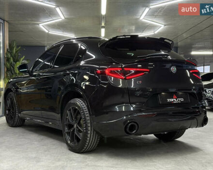 Альфа Ромео Стелвио 2020 в Одессе на Automoto.ua Черный Альфа Ромео Стелвио, объемом двигателя 2 л и пробегом 81 тыс. км за 27900 $, фото 10 на Automoto.ua