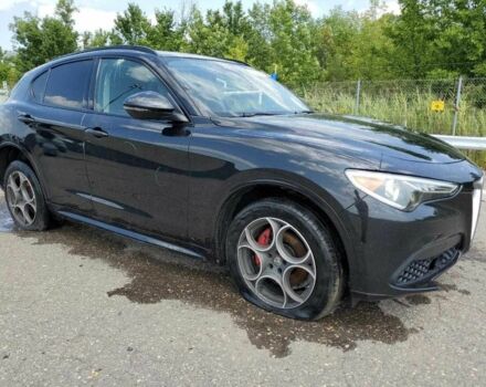 Чорний Альфа Ромео Стелвіо, об'ємом двигуна 2 л та пробігом 61 тис. км за 8600 $, фото 3 на Automoto.ua