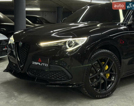 Альфа Ромео Стелвио 2020 в Одессе на Automoto.ua Черный Альфа Ромео Стелвио, объемом двигателя 2 л и пробегом 81 тыс. км за 27900 $, фото 8 на Automoto.ua