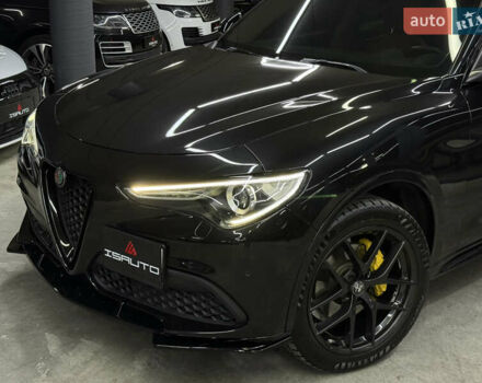 Альфа Ромео Стелвио 2020 в Одессе на Automoto.ua Черный Альфа Ромео Стелвио, объемом двигателя 2 л и пробегом 81 тыс. км за 27900 $, фото 7 на Automoto.ua