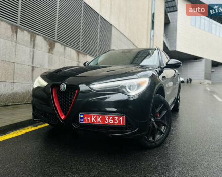 Черный Альфа Ромео Стелвио, объемом двигателя 2 л и пробегом 81 тыс. км за 22000 $, фото 10 на Automoto.ua