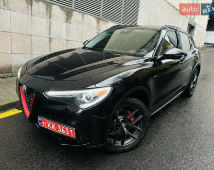 Черный Альфа Ромео Стелвио, объемом двигателя 2 л и пробегом 81 тыс. км за 22000 $, фото 9 на Automoto.ua