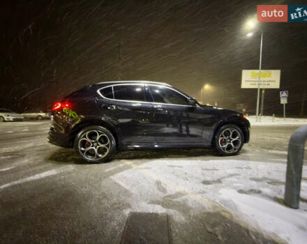 Черный Альфа Ромео Стелвио, объемом двигателя 2 л и пробегом 41 тыс. км за 26500 $, фото 5 на Automoto.ua