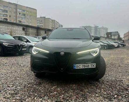 Черный Альфа Ромео Стелвио, объемом двигателя 2 л и пробегом 41 тыс. км за 27900 $, фото 6 на Automoto.ua