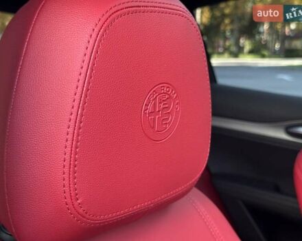 Чорний Альфа Ромео Стелвіо, об'ємом двигуна 2 л та пробігом 25 тис. км за 45500 $, фото 60 на Automoto.ua