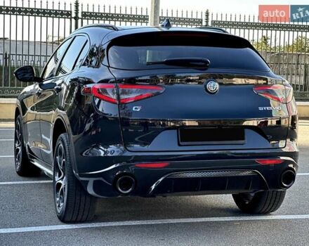 Чорний Альфа Ромео Стелвіо, об'ємом двигуна 2 л та пробігом 25 тис. км за 45500 $, фото 10 на Automoto.ua