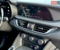 Чорний Альфа Ромео Стелвіо, об'ємом двигуна 2 л та пробігом 25 тис. км за 45500 $, фото 46 на Automoto.ua