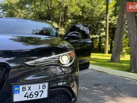 Чорний Альфа Ромео Стелвіо, об'ємом двигуна 2 л та пробігом 59 тис. км за 26500 $, фото 1 на Automoto.ua