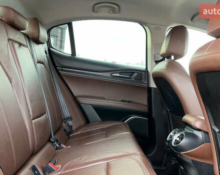 Коричневий Альфа Ромео Стелвіо, об'ємом двигуна 2 л та пробігом 81 тис. км за 22500 $, фото 21 на Automoto.ua