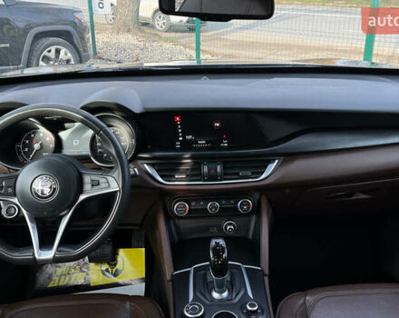 Коричневий Альфа Ромео Стелвіо, об'ємом двигуна 2 л та пробігом 81 тис. км за 22500 $, фото 9 на Automoto.ua