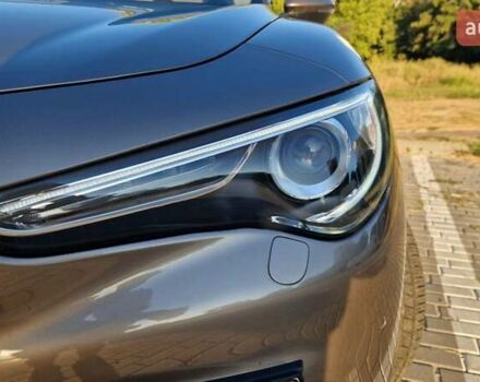 Коричневый Альфа Ромео Стелвио, объемом двигателя 2 л и пробегом 28 тыс. км за 24000 $, фото 7 на Automoto.ua