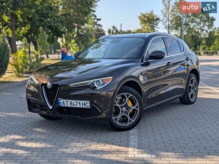 Коричневий Альфа Ромео Стелвіо, об'ємом двигуна 2 л та пробігом 85 тис. км за 17950 $, фото 1 на Automoto.ua