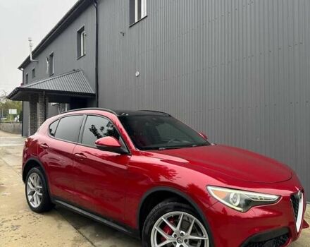 Червоний Альфа Ромео Стелвіо, об'ємом двигуна 2 л та пробігом 184 тис. км за 14500 $, фото 1 на Automoto.ua