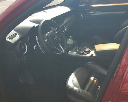 Червоний Альфа Ромео Стелвіо, об'ємом двигуна 2 л та пробігом 126 тис. км за 18700 $, фото 4 на Automoto.ua